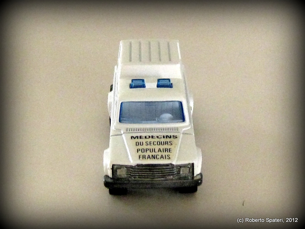 Majorette Ford Bronco Ambulance (n.269-A)